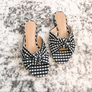 NWOT Banana Republic Gingham Knotted Crossover Sandal Slides Size 7